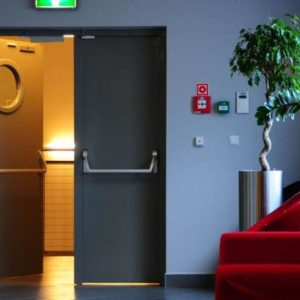 Противопожарная дверь с круглым окном / серия FRM7496